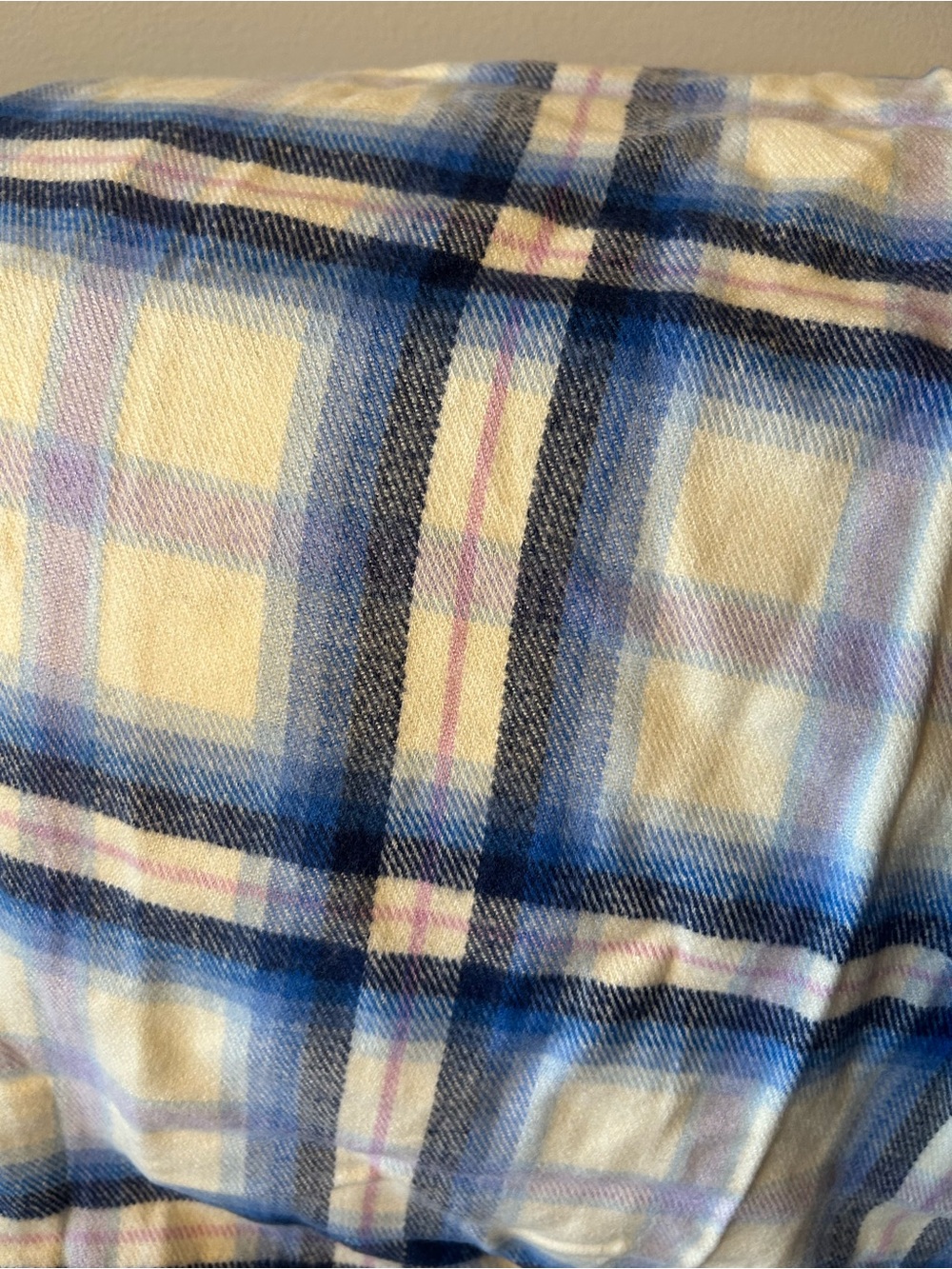 GAP Blue and Cream Plaid Lightweight Scarf - Picture 4 of 6